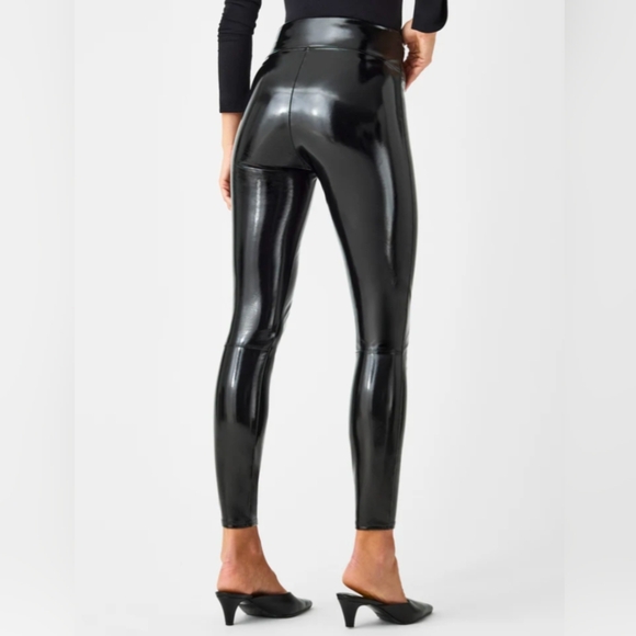 SPANXshape Womens Medium Petite Faux Leather Patent Leggings Black, Compression - Picture 2 of 6